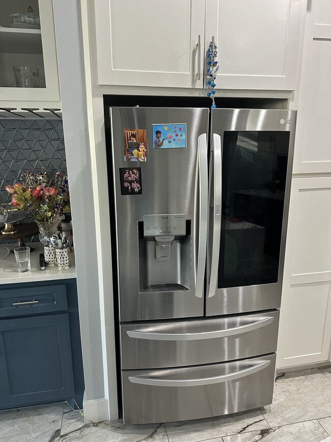 Building Photo - 2610 Lady Andrea Dr