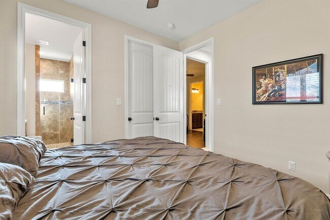 Building Photo - 479 Brown Rd