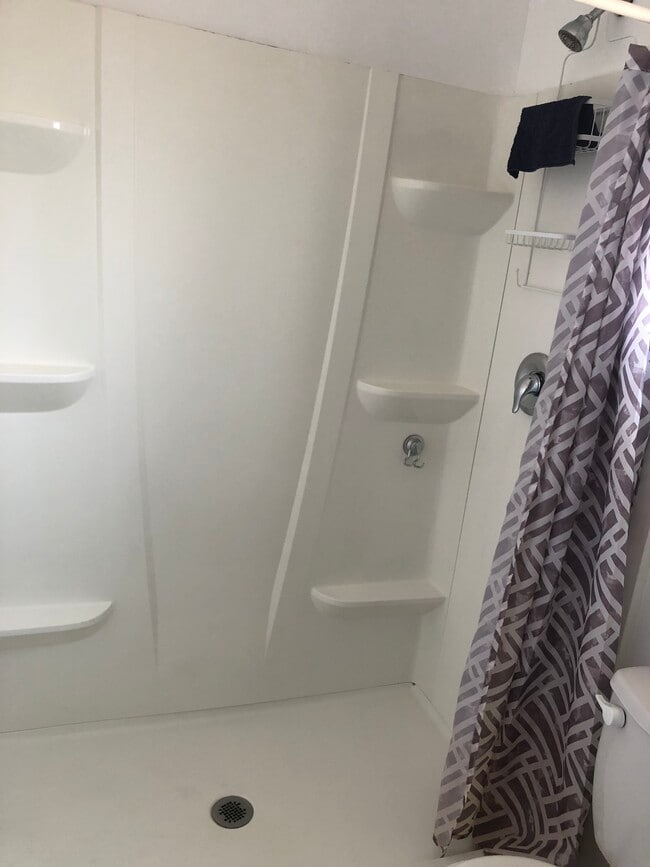 Building Photo - 1623 Drexel Dr