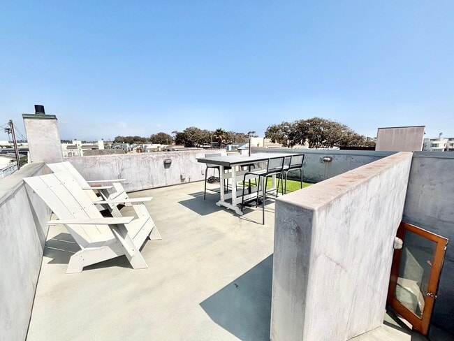 Building Photo - Oxnard | Silverstrand Beach/ Hollywood by ...