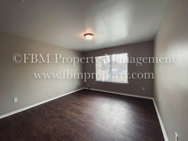 Building Photo - 1514 Drexal Dr