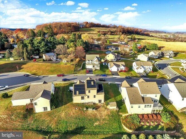 Building Photo - 158 McIntosh Ln