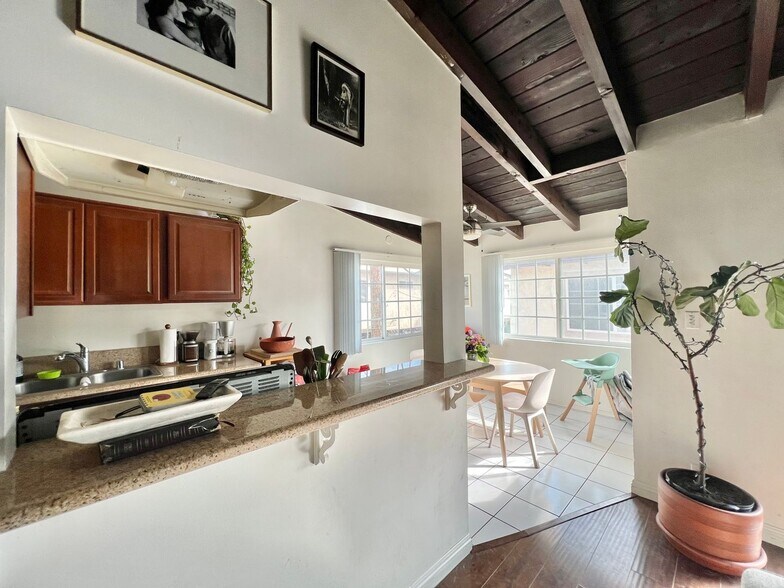 Building Photo - 3608 Keystone Av