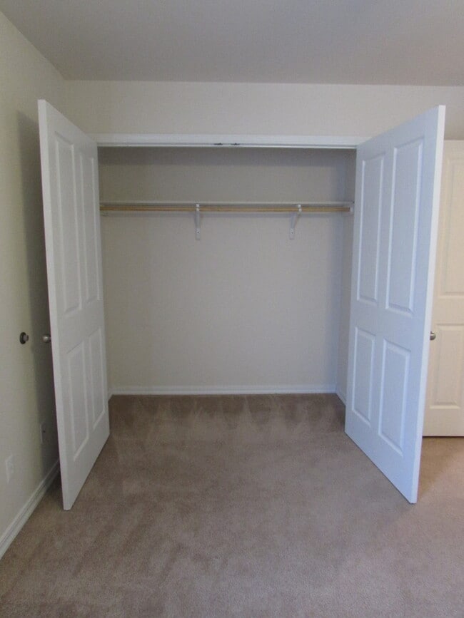 Building Photo - 6540-MF1-E2