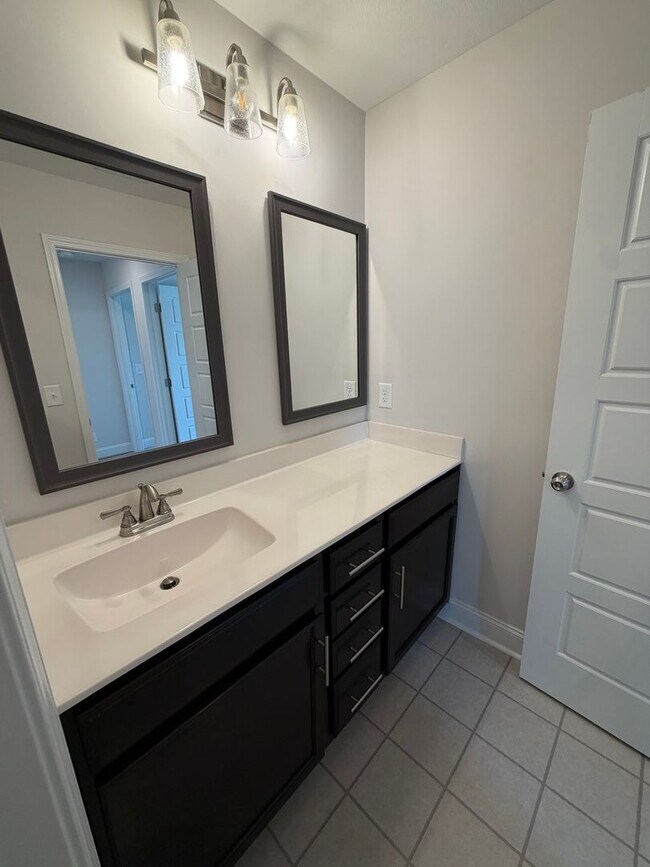 Building Photo - 2636 Rafiki Dr