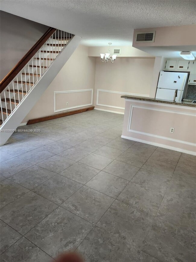 Building Photo - 665 NW 85th Pl