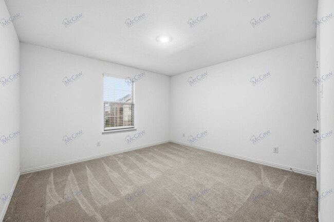 Building Photo - 10037 Little Tree Ln