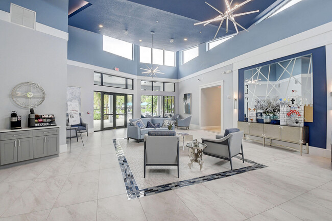 Building Photo - 6625 S Oriole Blvd