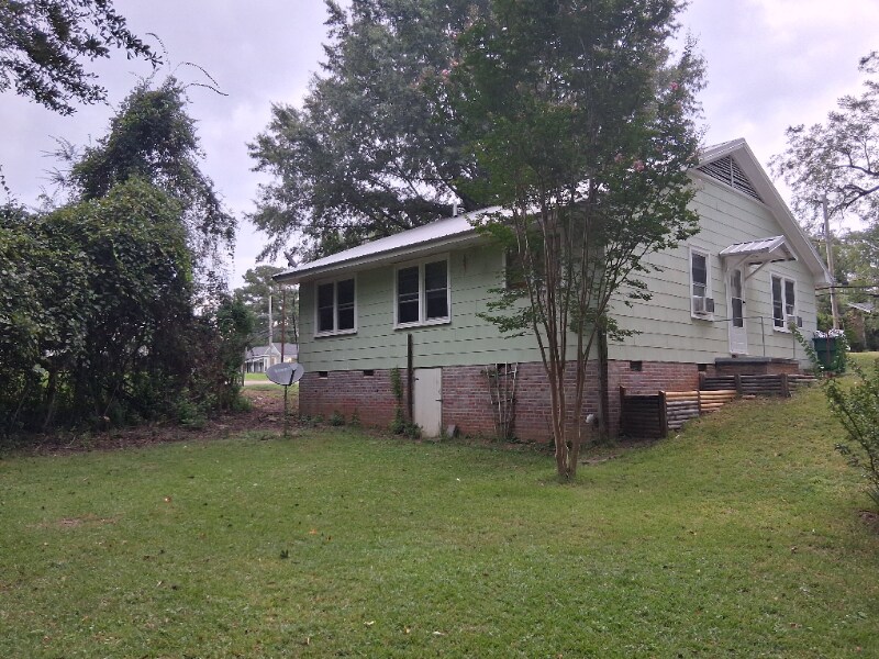 Building Photo - 407 N Jackson St