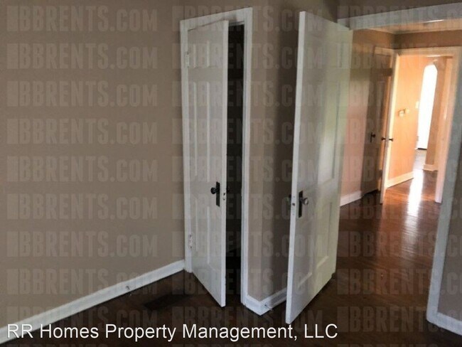 Building Photo - 3 br, 1 bath House - 2827 Oxford Avenue,