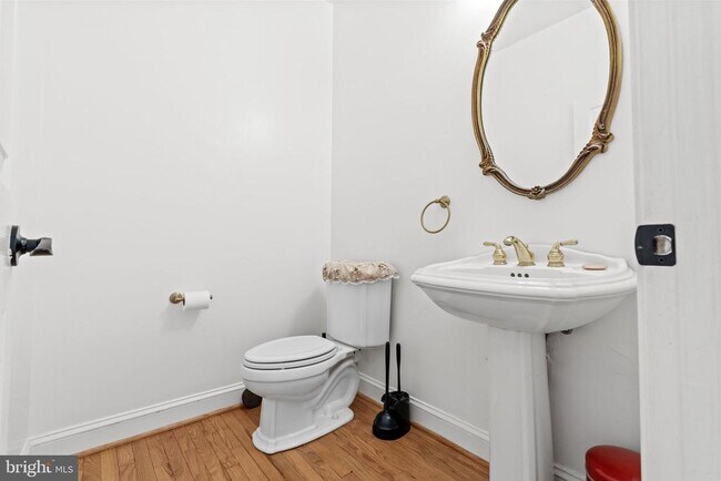 Building Photo - 14216 Cervantes Ave