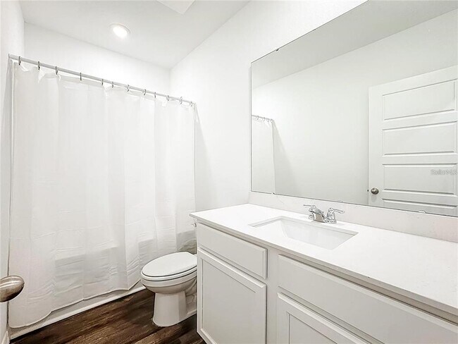 Building Photo - 2649 Olympic Ct