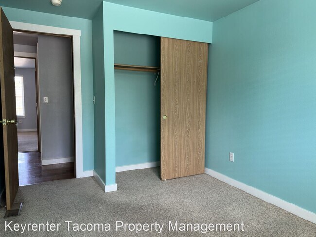 Building Photo - 4 br, 3 bath House - 319 E 96th St