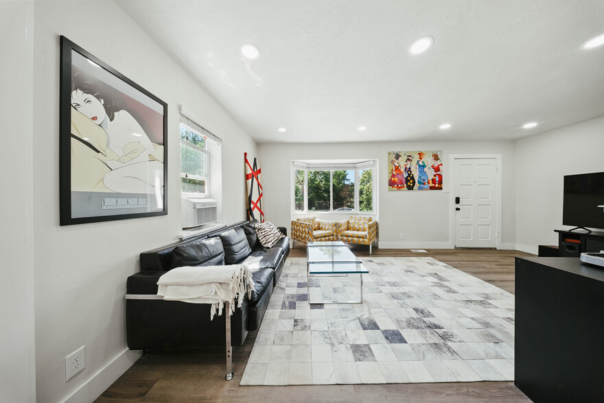 APT A - 259 E Herbert Ave