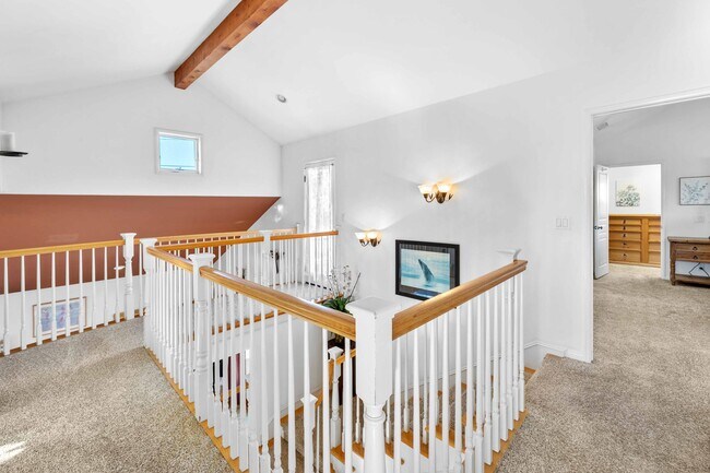 Building Photo - 1605 Lynngrove Dr