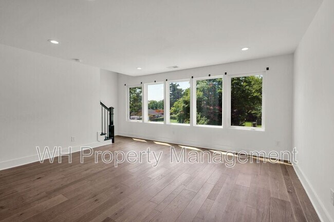 Building Photo - 1021 Elvira Ave
