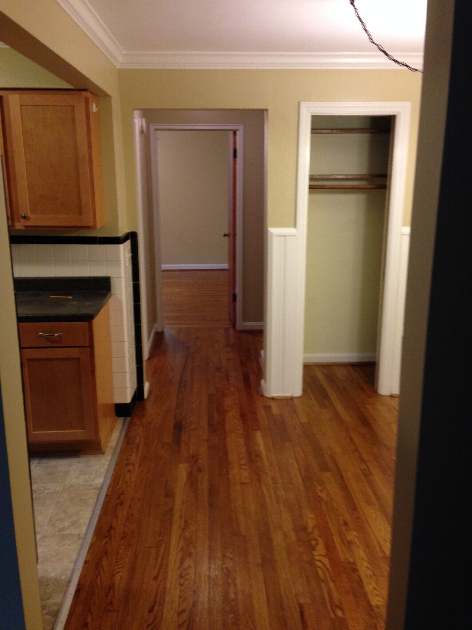 Building Photo - 6018 Woodmont Ave