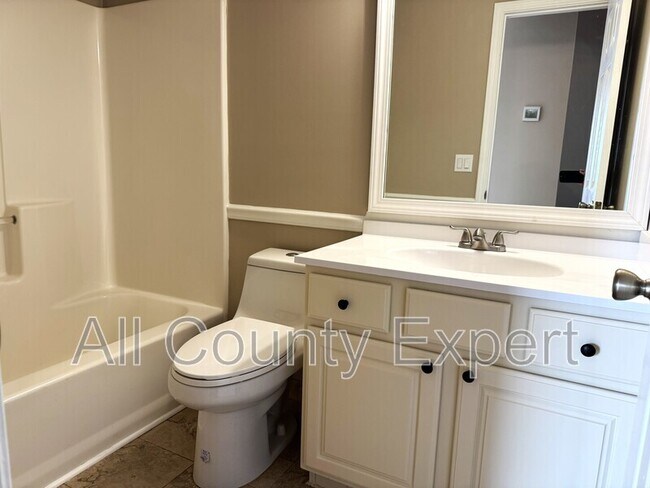 Building Photo - 1069 Daventry Crossing