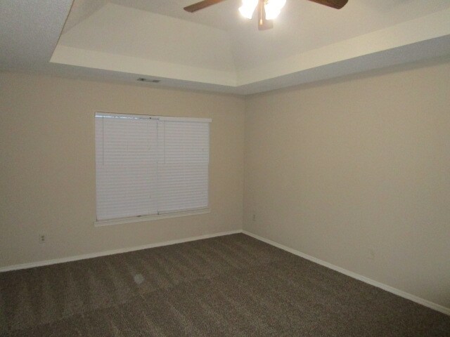 Building Photo - 1851 Green Oak Cir