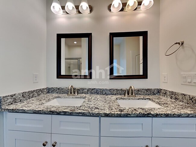 Building Photo - 69 Rivers End Way