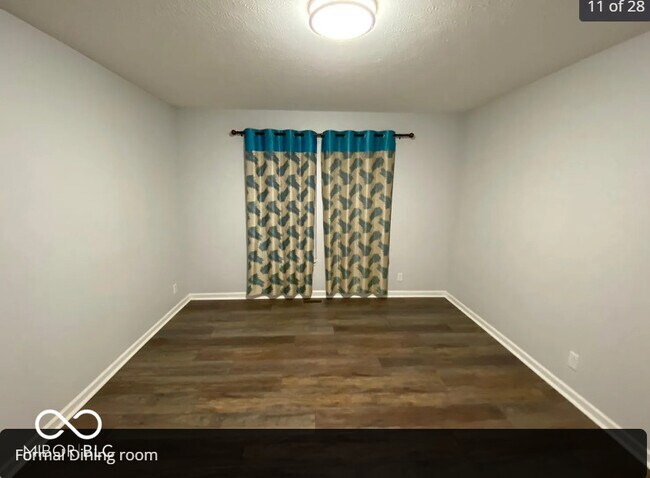 Building Photo - 401 Watercress Way