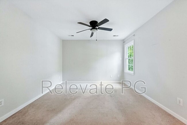 Building Photo - 2301 Strangford Ct