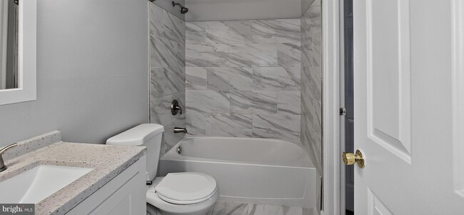 Building Photo - 3591 Laurel View Ct