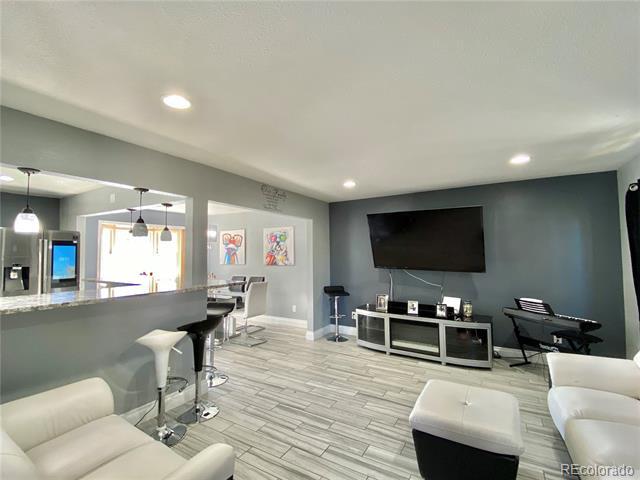 Building Photo - 2468 S Evanston St