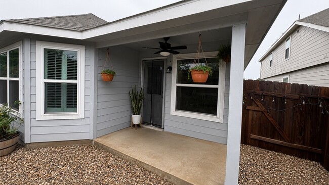 Building Photo - 2507 Moapa Dr