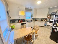 Building Photo - 36 Clarke St