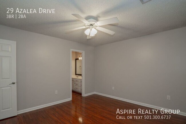 Building Photo - 29 Azalea Dr