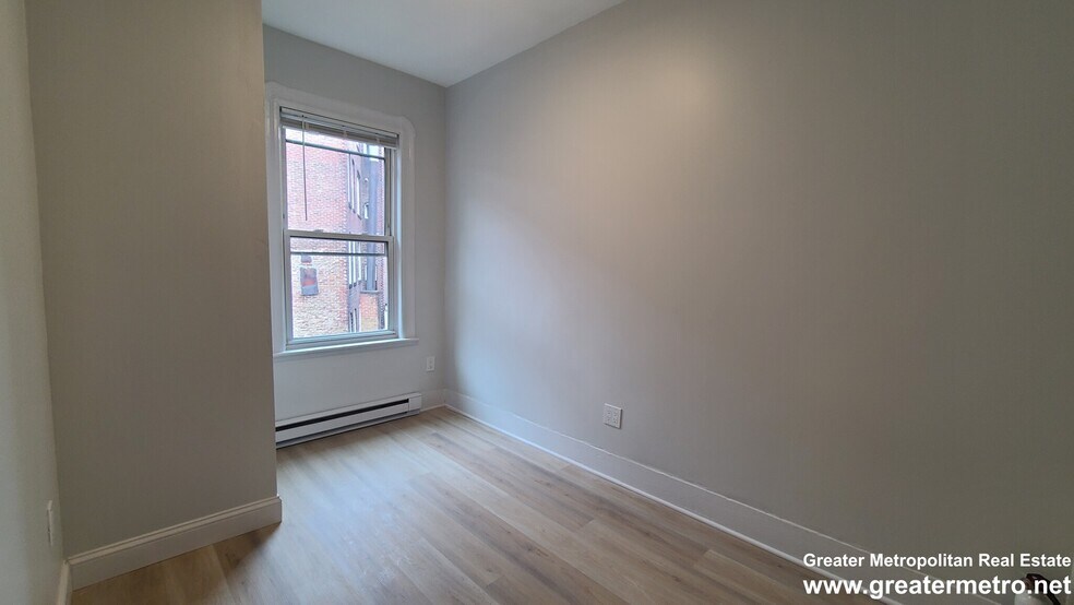 Building Photo - 9 Noyes Plz