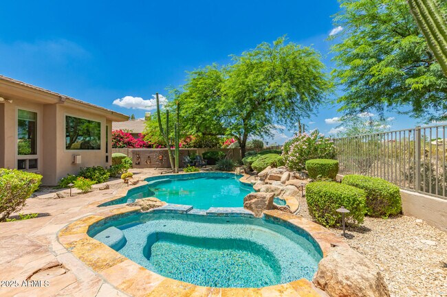 Building Photo - 13296 E Appaloosa Pl