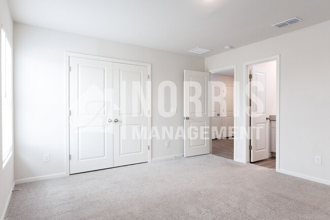 Building Photo - Beautiful New Home in Arizona City