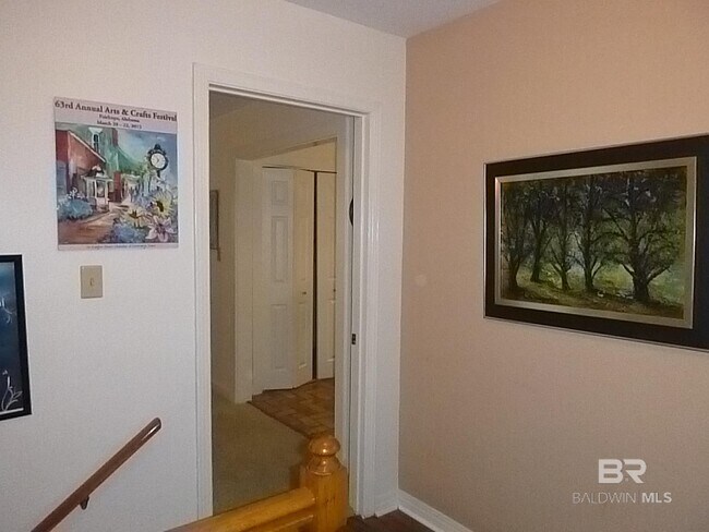 Building Photo - 19307 Scenic Hwy 98