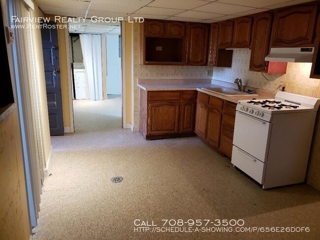 Building Photo - 1 bedroom in East Hazel Crest IL 60429