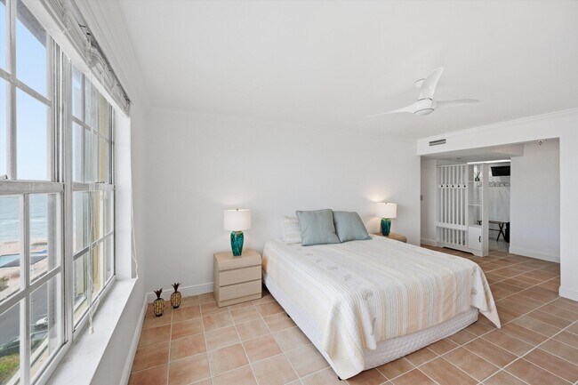 Building Photo - 3475 S Ocean Blvd