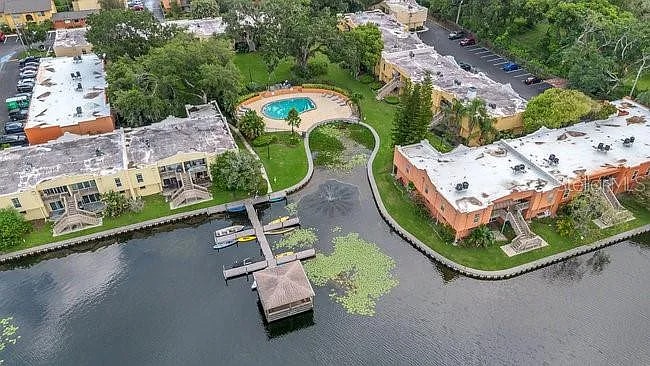 Building Photo - 772 E Michigan St