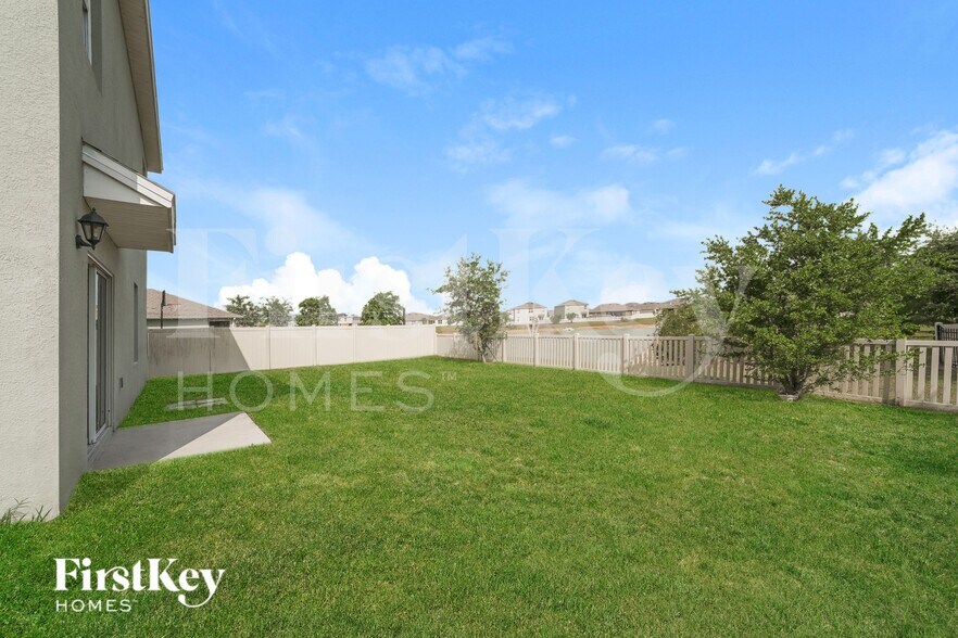 Building Photo - 1055 Andean Ln