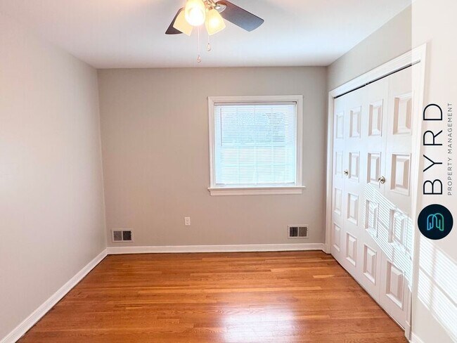 Building Photo - 5000 Jessup Rd