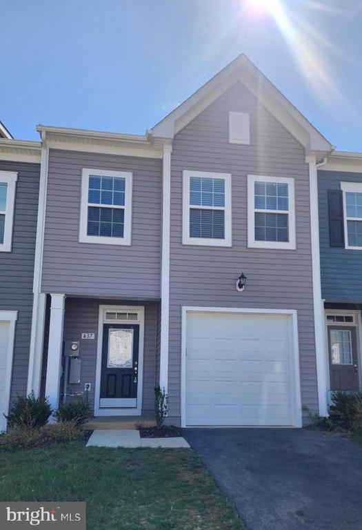 Building Photo - 437 Hillsdale Pl