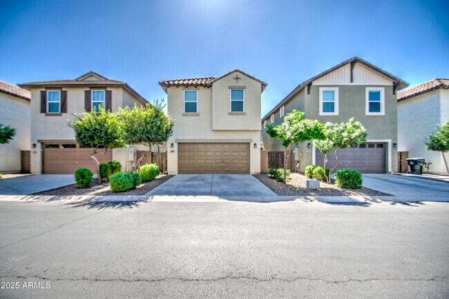 Building Photo - 4357 E Pony Ln