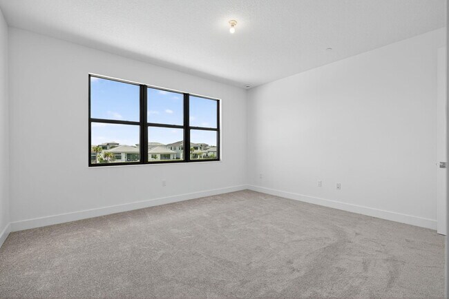 Building Photo - 10026 Skyloft St