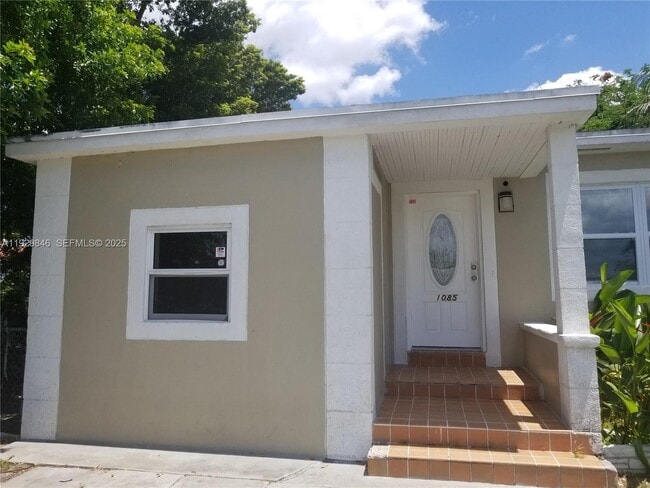 Building Photo - 1085 NW 133rd St