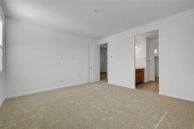 Building Photo - 9885 Angel Valley Dr