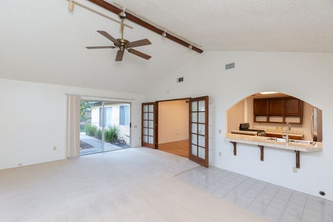 Building Photo - Single Story 3 Bed 2 Bath Home in Poway- Silverset Park