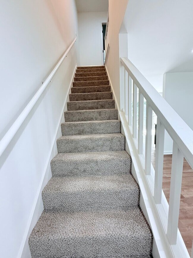 Building Photo - 4030 Hidden Hollow Terrace