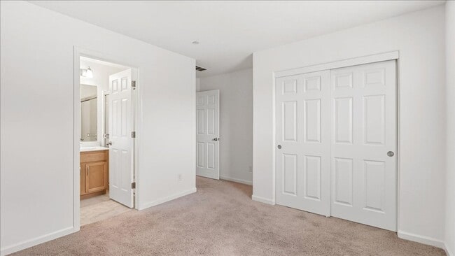 Building Photo - 4531 Gray Lodge Loop