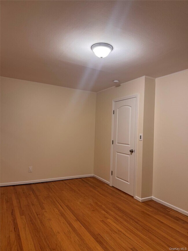 Building Photo - 62 Warwick Rd