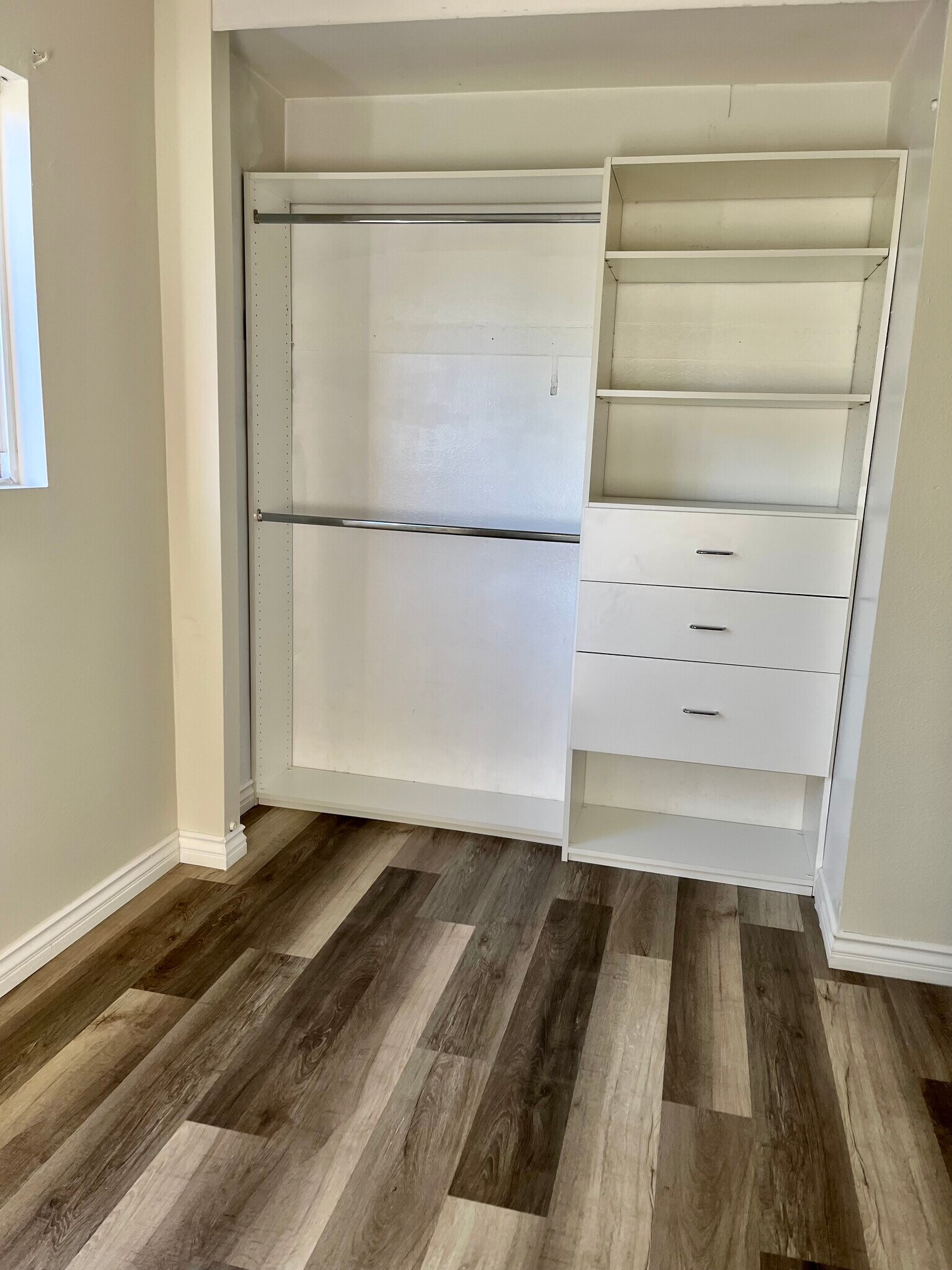 Custom drawers and closet - 9835 Genesee Ave